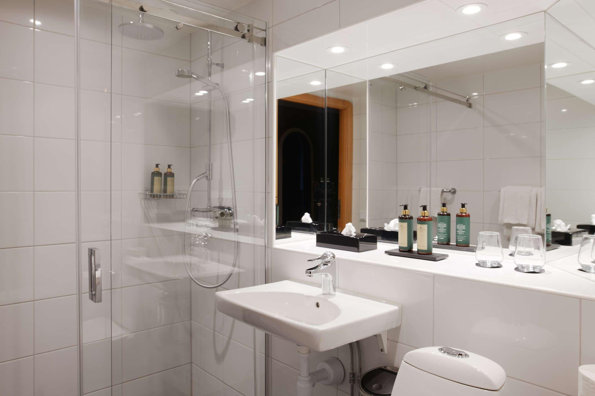 Best Western Hotel Danderyd ภายนอก รูปภาพ